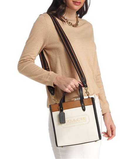 COACH: Bolso Tote mini beige en piel Mujer .